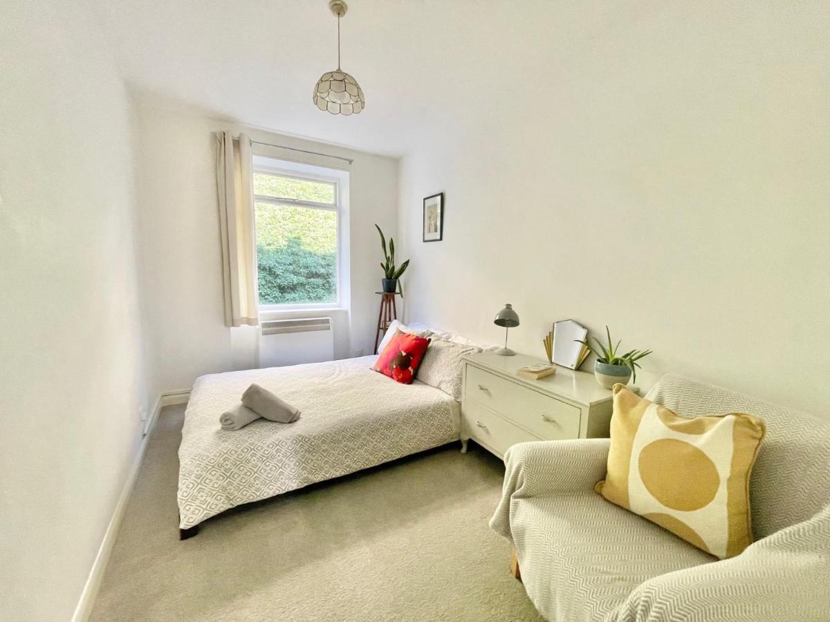 דירות Stunning 2 Bed With Sea View In Hastings Old Town מראה חיצוני תמונה